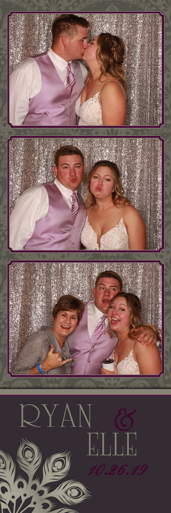 Elle's Wedding | View more photos from the event at gallery.photoboothbillings.com/u/PhotoBoothBillings/Elles-Wedding